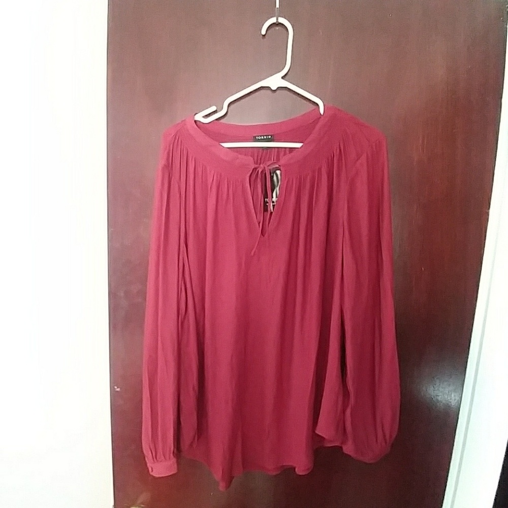 NWT maroon Torrid blouse